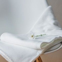 ♥ Manta de Cortesía Blanca